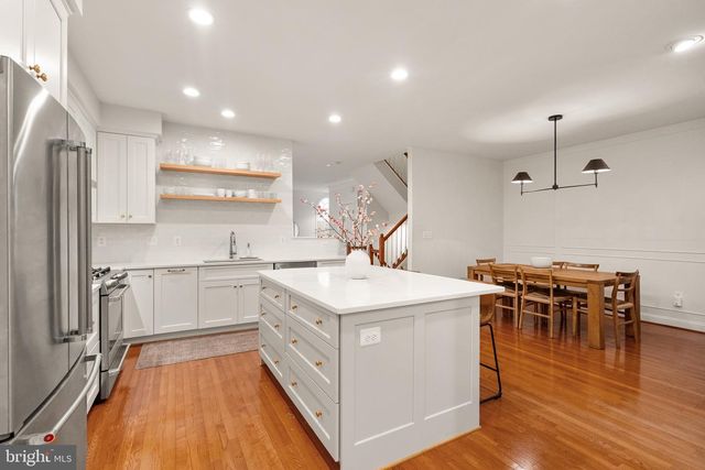 9969 CYRANDALL DR, Oakton, VA 22124