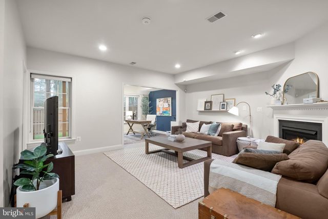 9969 CYRANDALL DR, Oakton, VA 22124