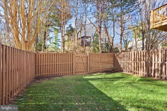 9969 CYRANDALL DR, Oakton, VA 22124