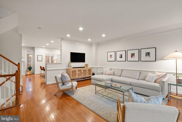 9969 CYRANDALL DR, Oakton, VA 22124