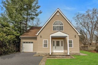 250 Sparkle Road, Yorktown Heights, NY 10598