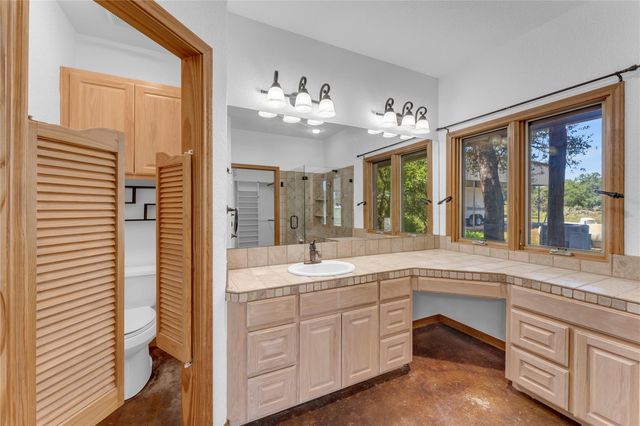 150 Pecan 2, Florence, TX 76527