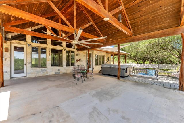150 Pecan 2, Florence, TX 76527
