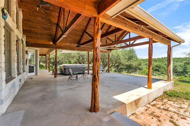150 Pecan 2, Florence, TX 76527