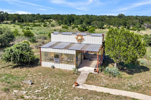 150 Pecan 2, Florence, TX 76527
