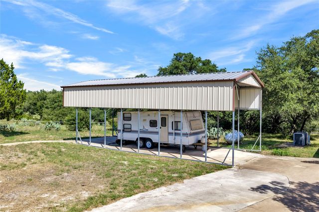 150 Pecan 2, Florence, TX 76527