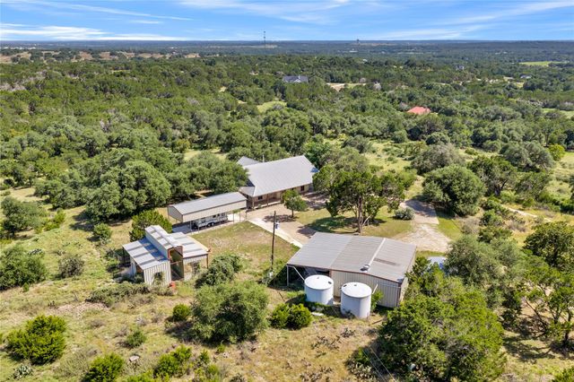 150 Pecan 2, Florence, TX 76527