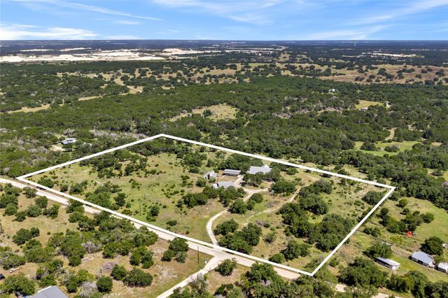 150 Pecan 2, Florence, TX 76527
