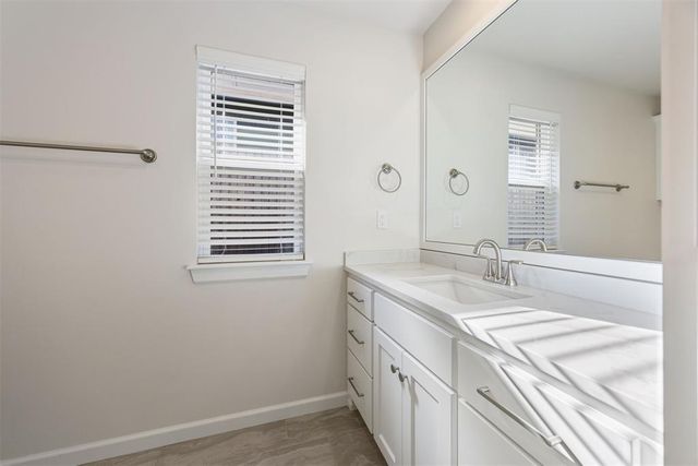 2316 Los Angeles Avenue, Edmond, OK 73034