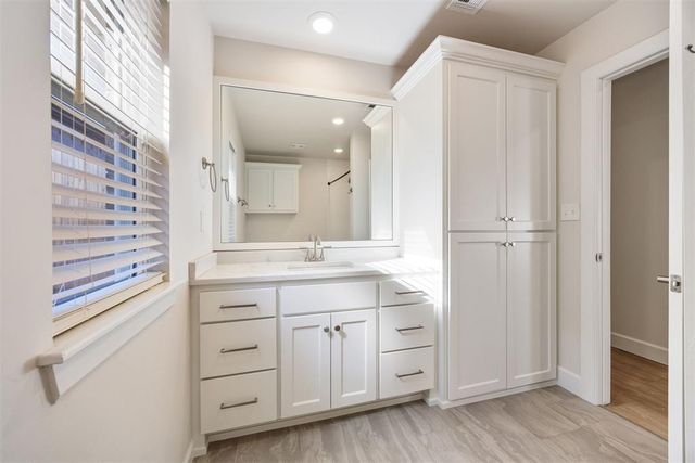 2316 Los Angeles Avenue, Edmond, OK 73034