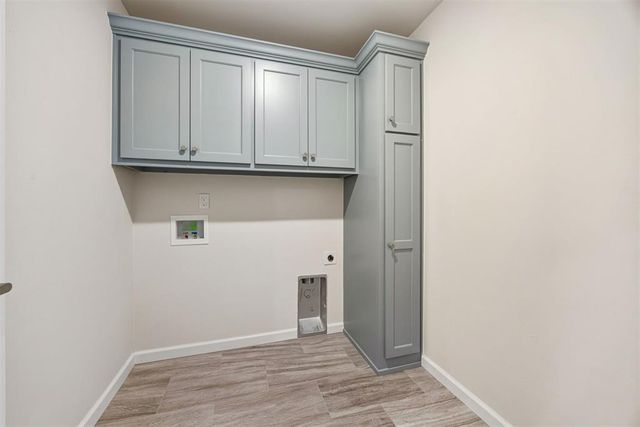 2316 Los Angeles Avenue, Edmond, OK 73034