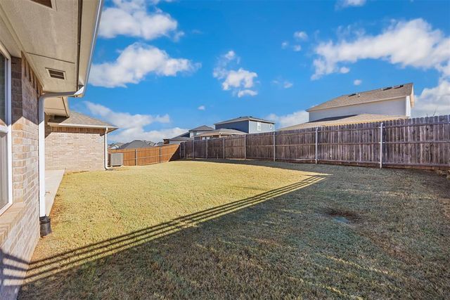 2316 Los Angeles Avenue, Edmond, OK 73034