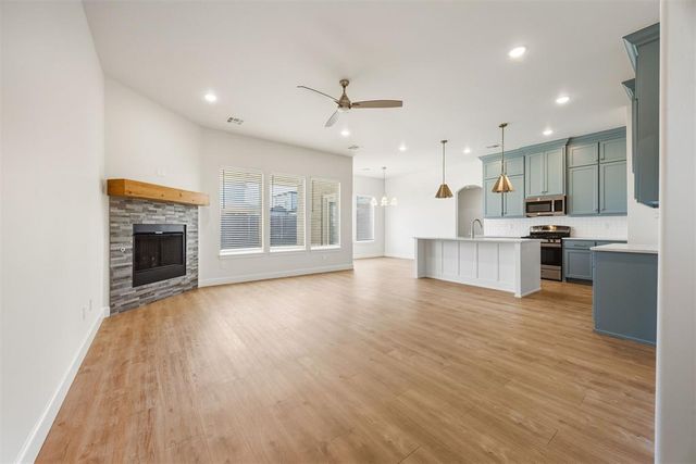 2316 Los Angeles Avenue, Edmond, OK 73034