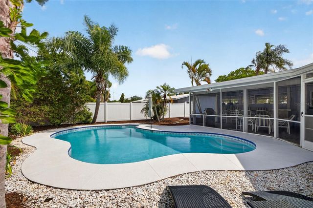 8220 QUAIL ROAD, Seminole, FL 33777