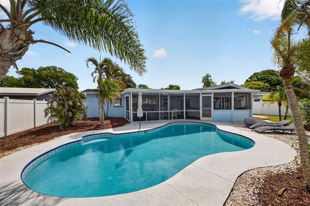 8220 QUAIL ROAD, Seminole, FL 33777