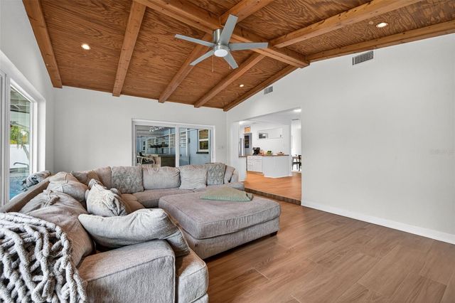 8220 QUAIL ROAD, Seminole, FL 33777