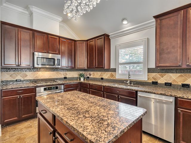 2109 Noblewood Court, League City, TX 77573