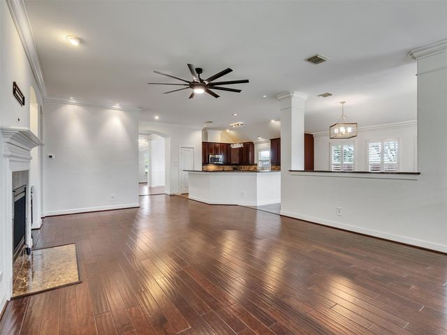 2109 Noblewood Court, League City, TX 77573