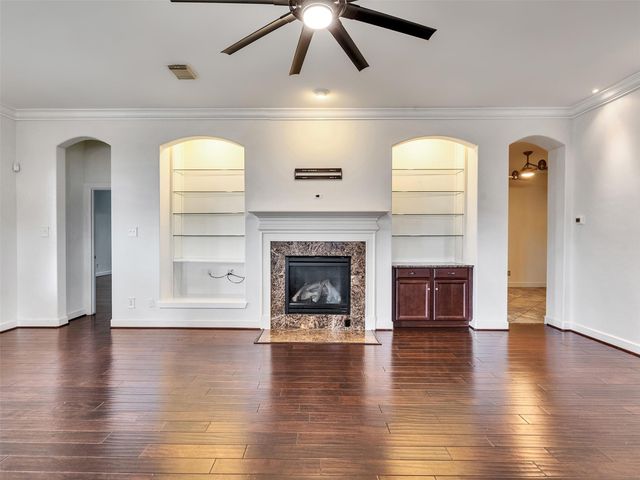 2109 Noblewood Court, League City, TX 77573