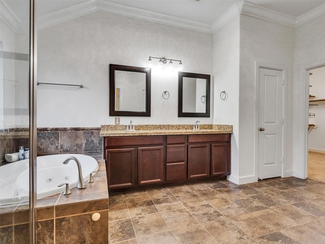 2109 Noblewood Court, League City, TX 77573