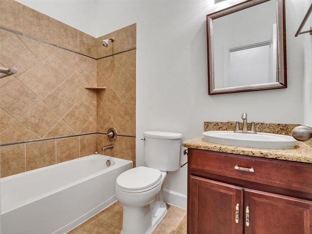 2109 Noblewood Court, League City, TX 77573