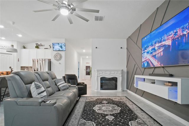 389 SINGING SANDS CIRCLE, Lake Wales, FL 33859