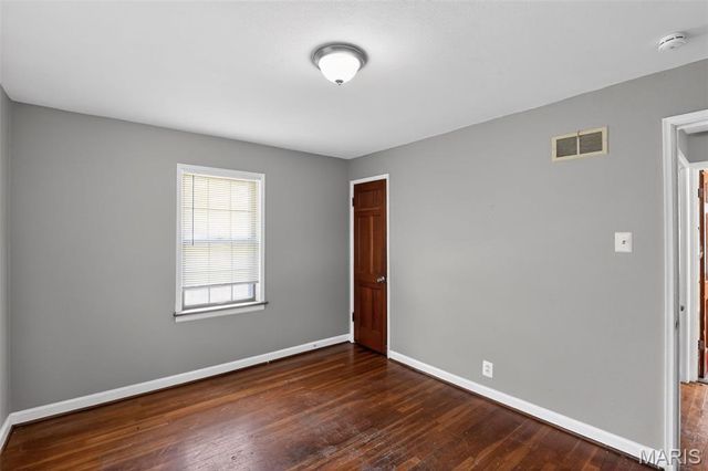 1233 Bosworth Drive, St Louis, MO 63137