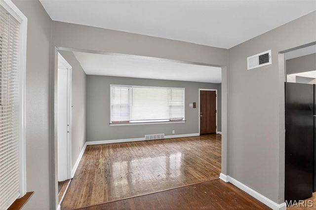 1233 Bosworth Drive, St Louis, MO 63137