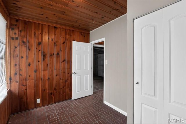 1233 Bosworth Drive, St Louis, MO 63137