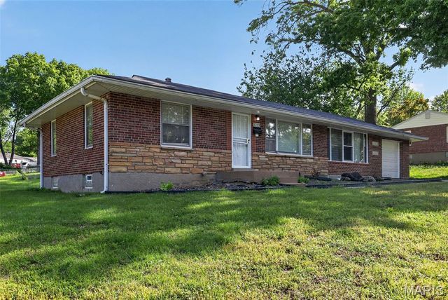 1233 Bosworth Drive, St Louis, MO 63137