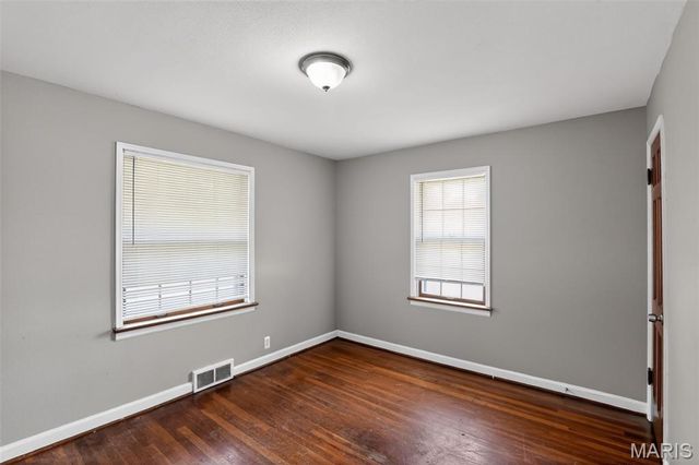 1233 Bosworth Drive, St Louis, MO 63137