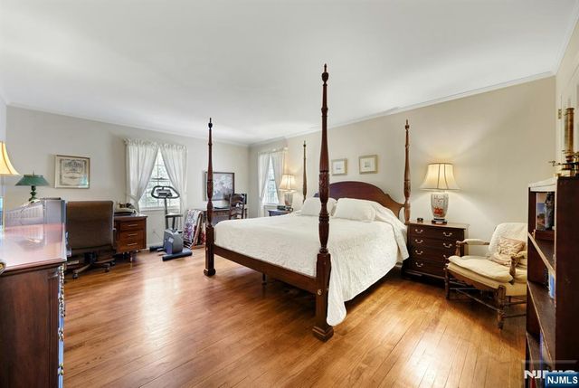 621 Winding Hollow Drive, Franklin Lakes, NJ 07417