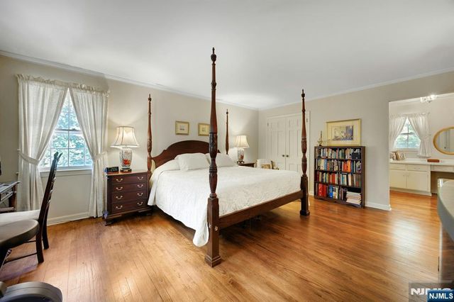 621 Winding Hollow Drive, Franklin Lakes, NJ 07417