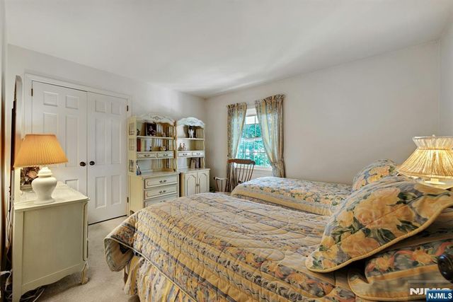 621 Winding Hollow Drive, Franklin Lakes, NJ 07417
