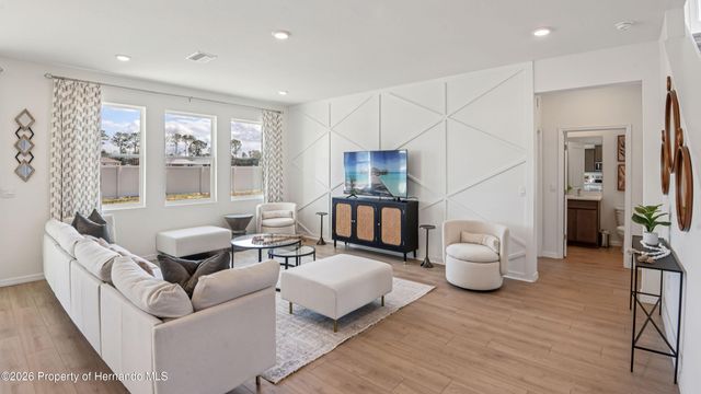 11238 Duckling Way, Weeki Wachee, FL 34613