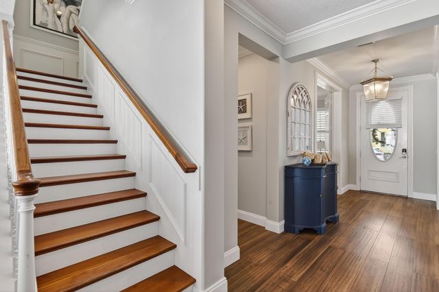 240 Poinciana Drive, Jupiter, FL 33458