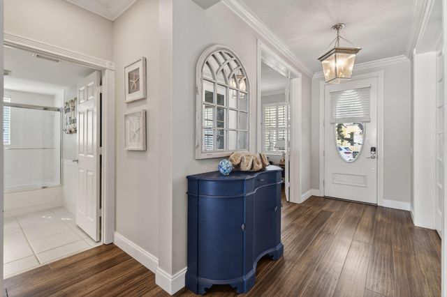 240 Poinciana Drive, Jupiter, FL 33458