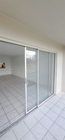 7911 N Colony Cir N 202, Tamarac, FL 33321