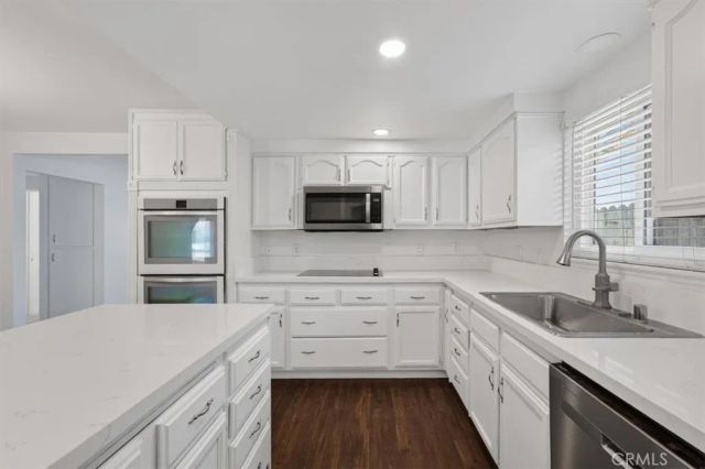 855 W 8th, Upland, CA 91786