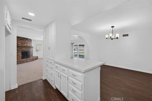 855 W 8th, Upland, CA 91786