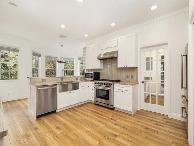 1001 SE Ranch Road, Jupiter, FL 33478