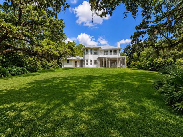 1001 SE Ranch Road, Jupiter, FL 33478