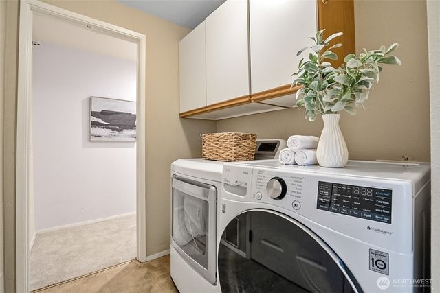 17630 Larch Way, Lynnwood, WA 98037