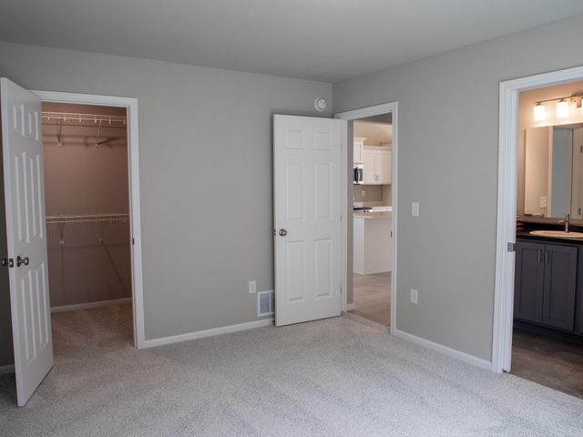 7895 Cottonwood Boulevard, Horace, ND 58104