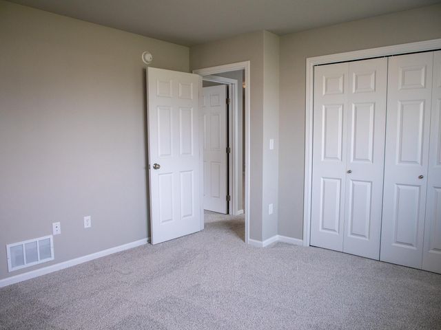 7895 Cottonwood Boulevard, Horace, ND 58104
