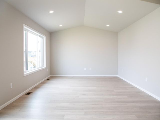7895 Cottonwood Boulevard, Horace, ND 58104