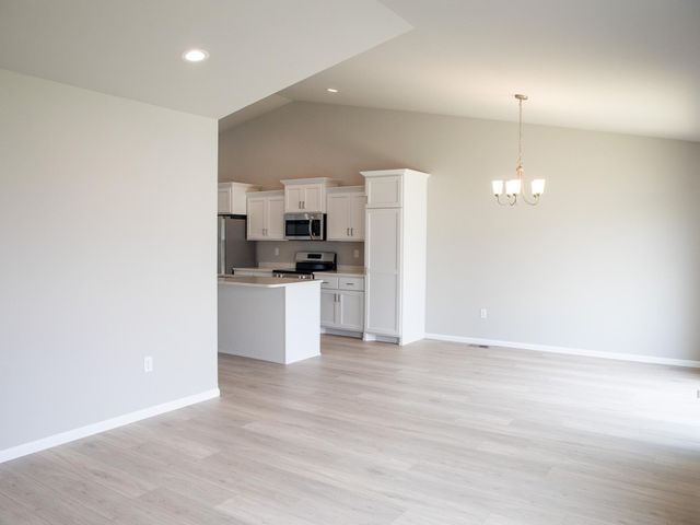 7895 Cottonwood Boulevard, Horace, ND 58104