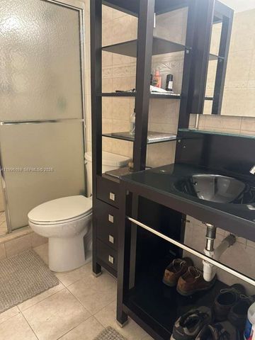 3550 NW 8th Ave 409, Pompano Beach, FL 33064