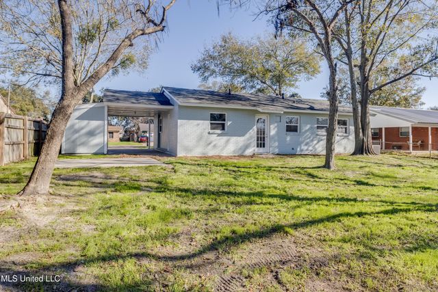 3211 Moreland Street, Pascagoula, MS 39567