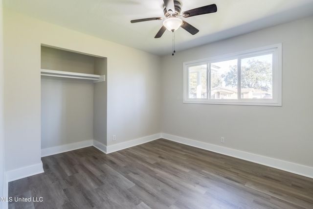 3211 Moreland Street, Pascagoula, MS 39567